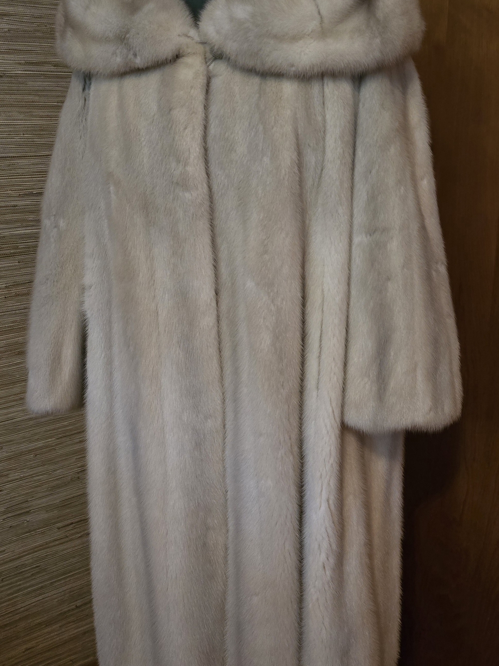 Women's vintage white or pearl mink Full Length fur coat